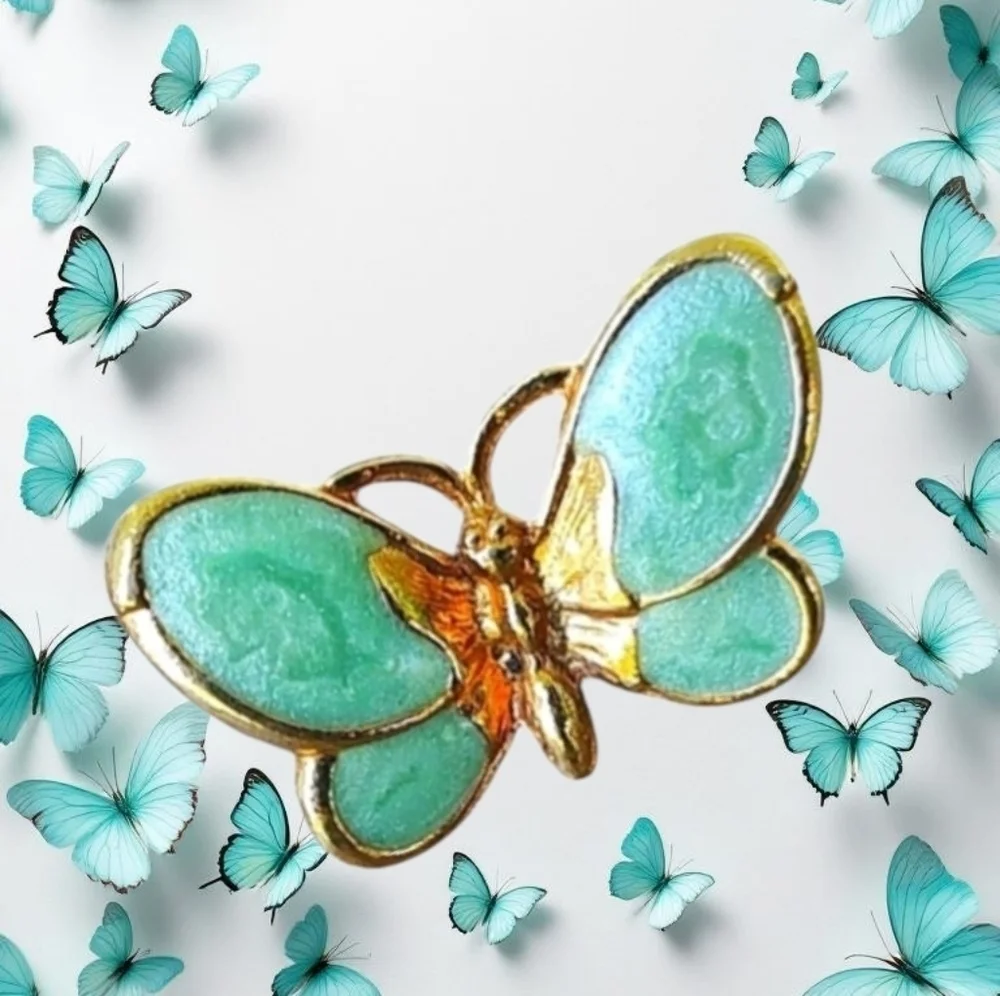 Elegant Vintage Teal Green Butterfly Brooch